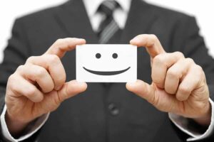 ¿CUÁL ES LA MEJOR ACTITUD FRENTE A LOS ADOLESCENTES?