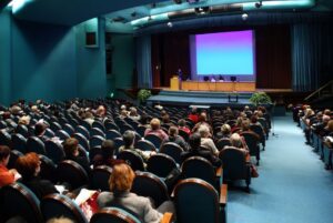 Conferencias y encuentros