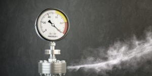 ¿QUÉ VARIABLES INFLUYEN EN LA PRESIÓN?